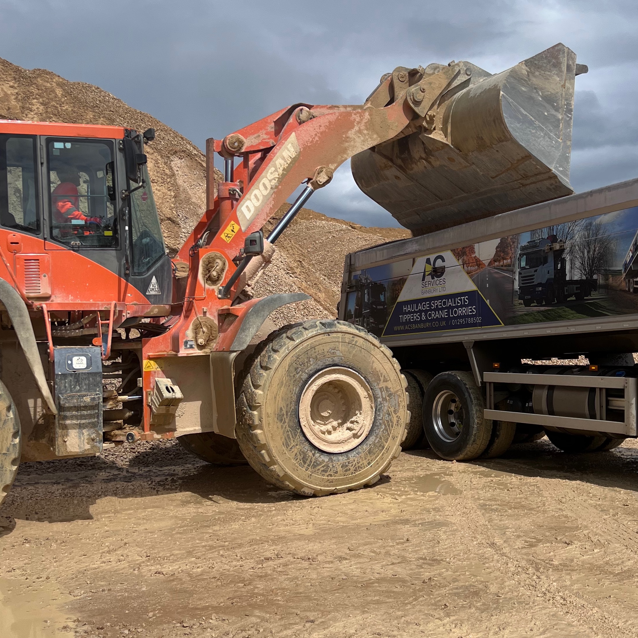 NPORS Loading Shovel Training Delivered by Bertie Tupper across the UK