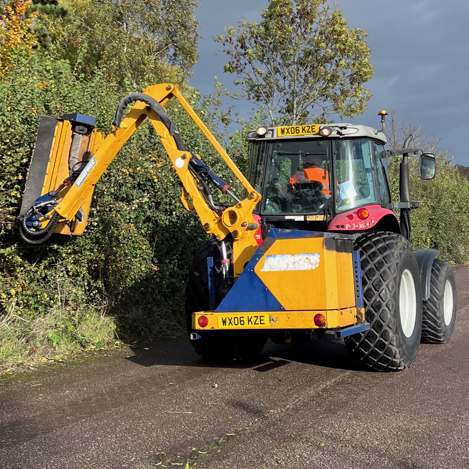 Tractor Hedge Cutter 