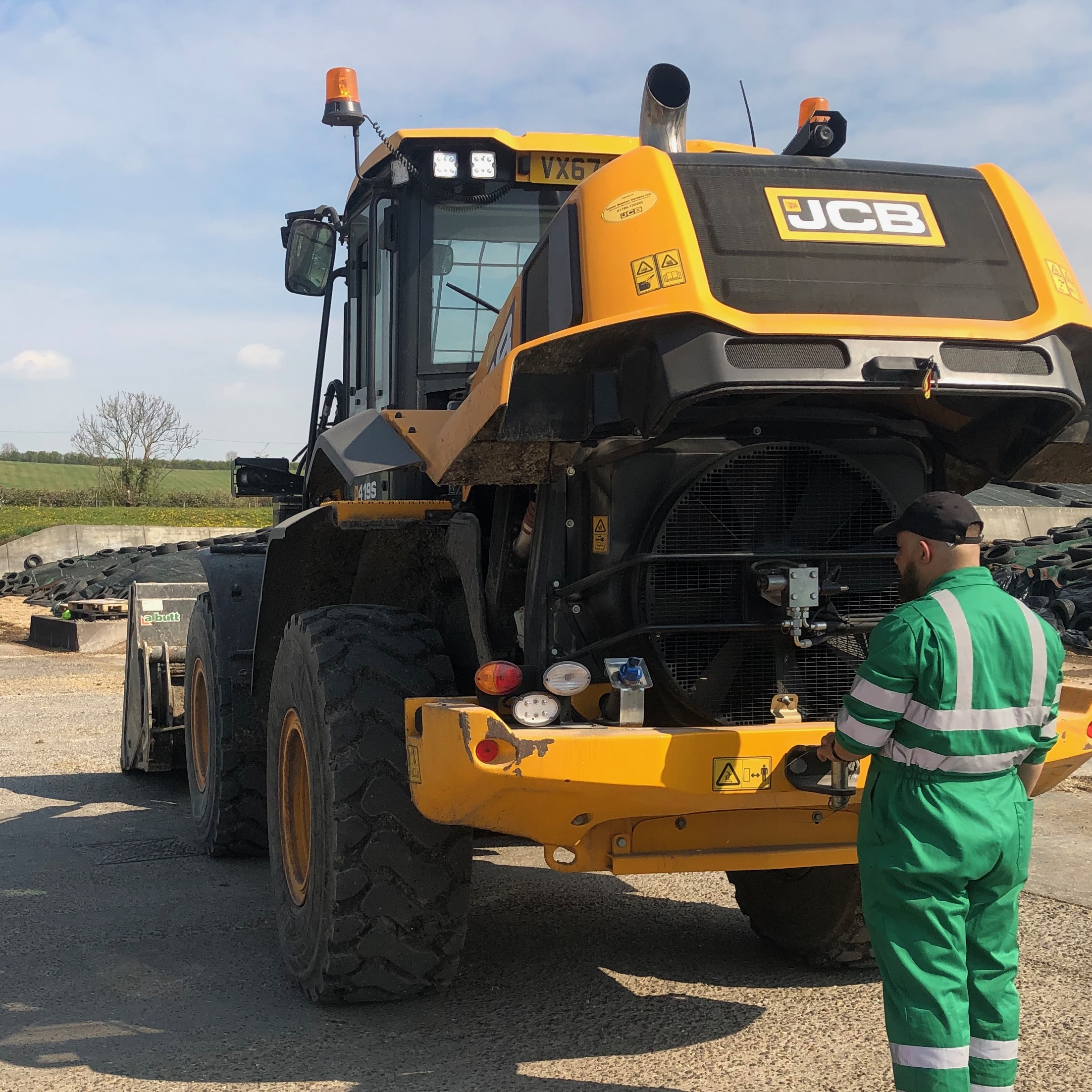 Loading Shovel Square. 