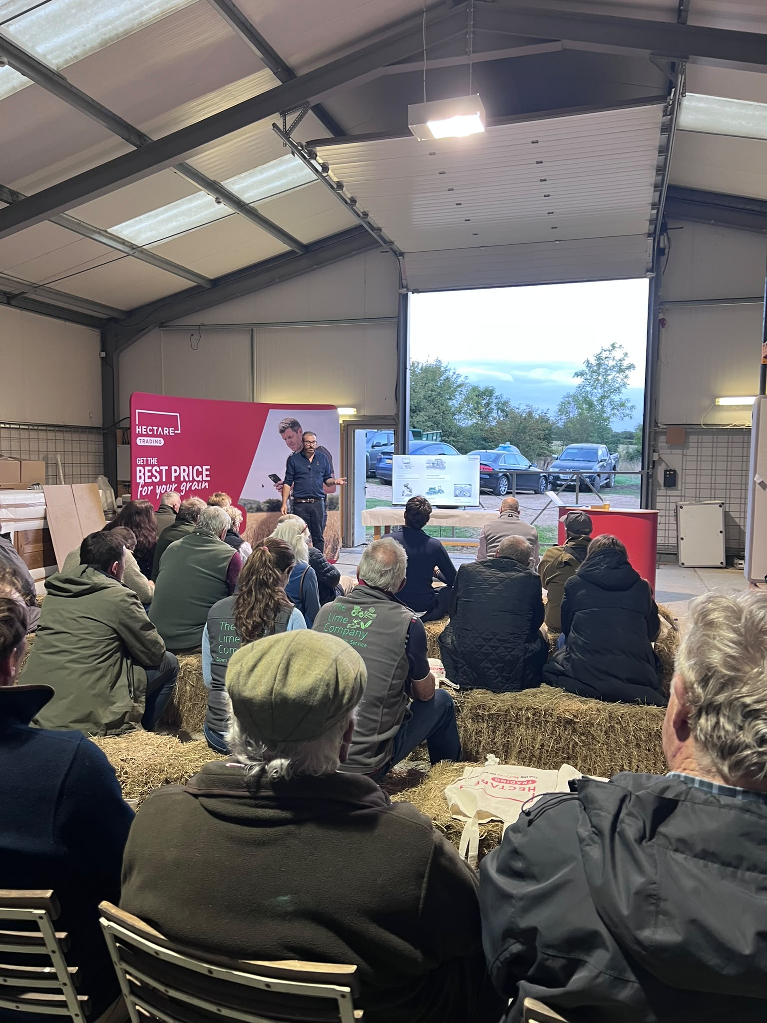 Hectare Trading Roadshow and Farm Walk at Rollright Farm